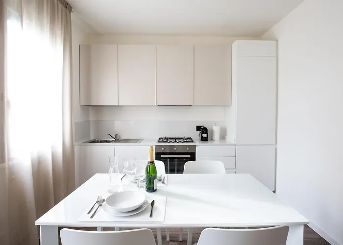 Borgo Verticale Luxury شقة *
